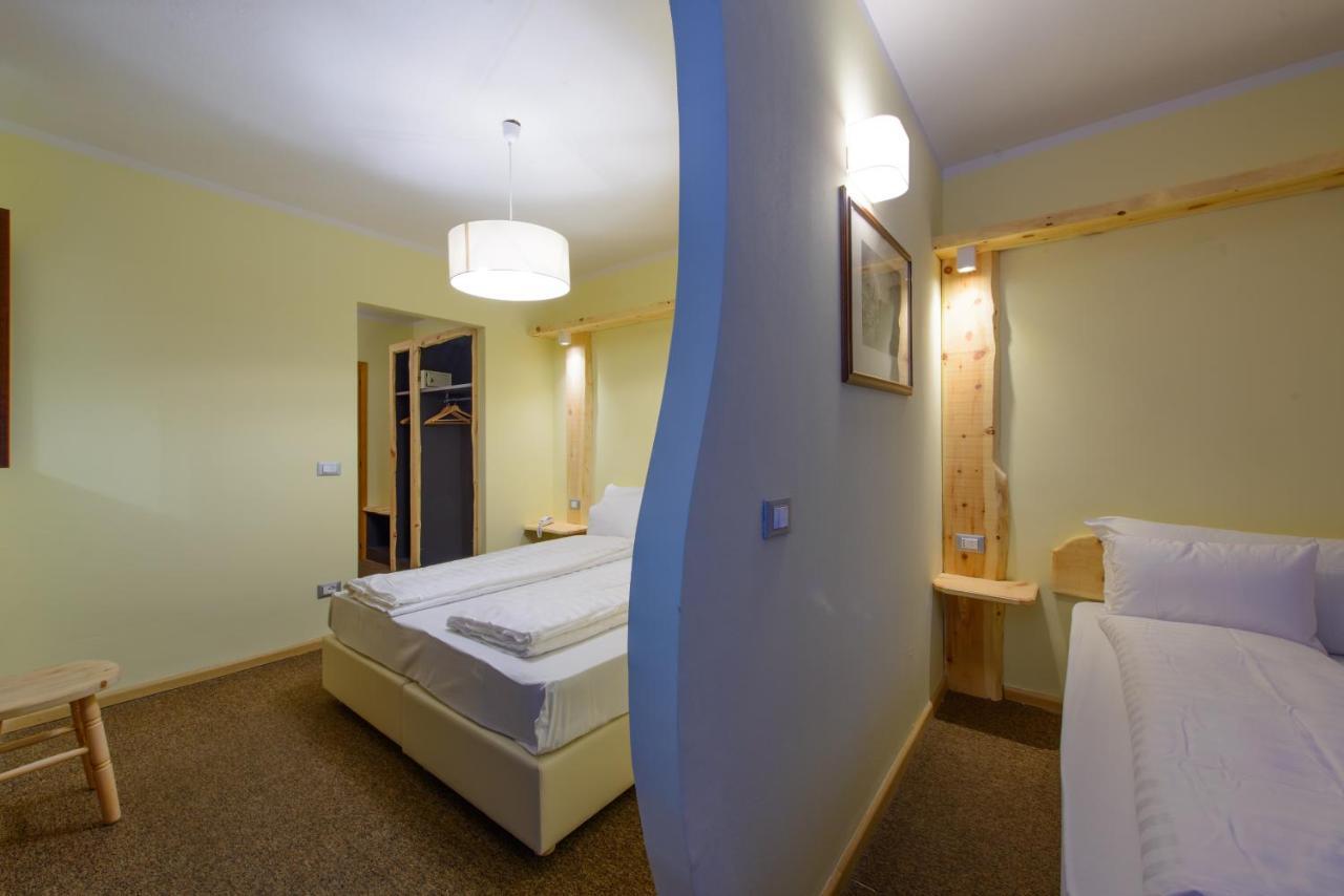Park Hotel Faloria Canazei Exteriör bild